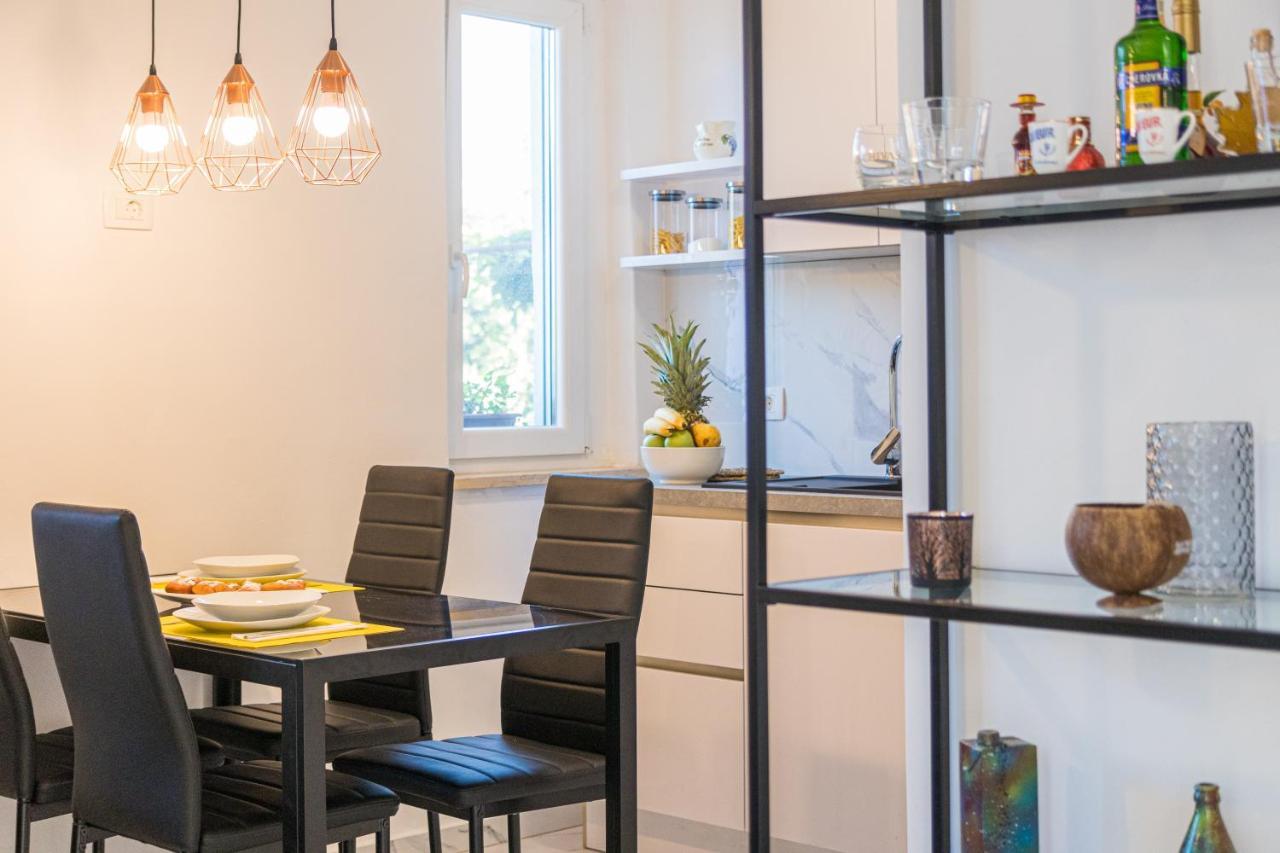 Three Waves Apartment New Пула Екстериор снимка