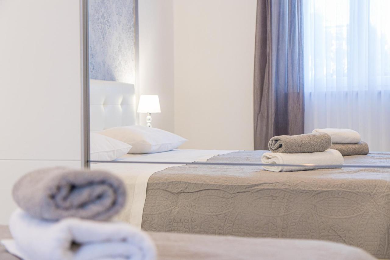 Three Waves Apartment New Пула Екстериор снимка