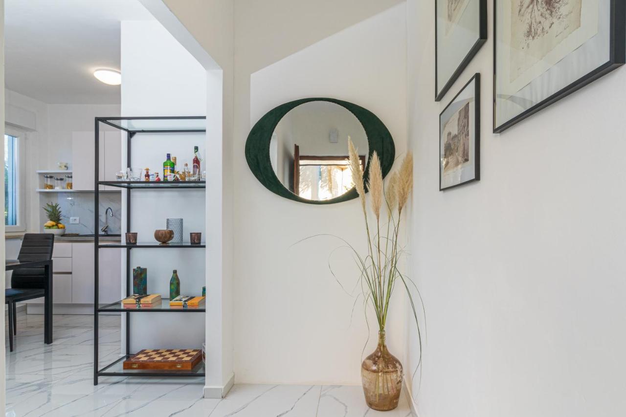 Three Waves Apartment New Пула Екстериор снимка